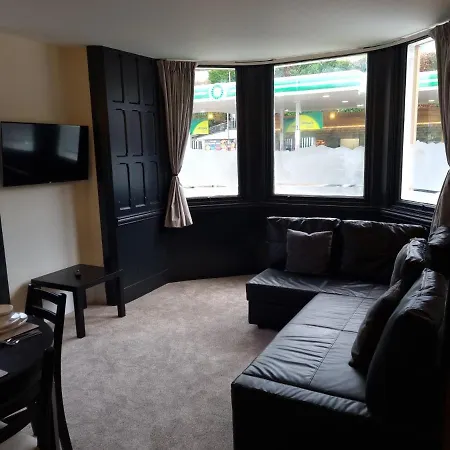 Ferienhaus Entire With Free Parking & Fast Wifi