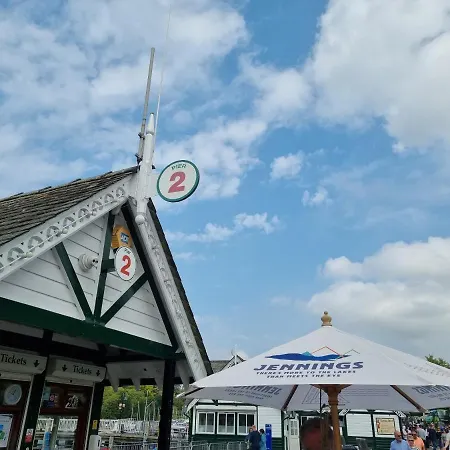 Entire With Free Parking & Fast Wifi Ferienhaus Ambleside